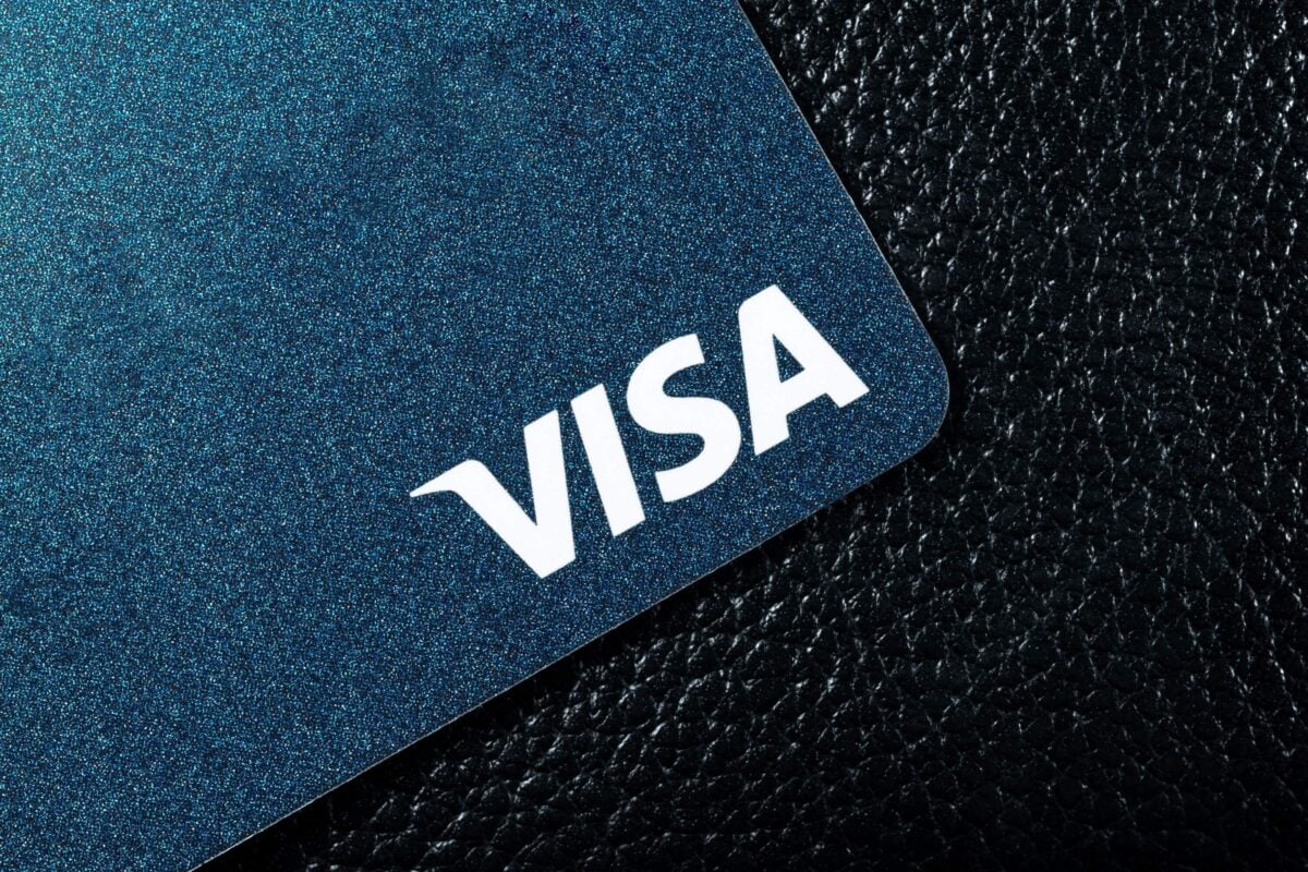 Visa (V) Stock: Trump’s 10% Interest Rate Cap Targets Credit Card Companies