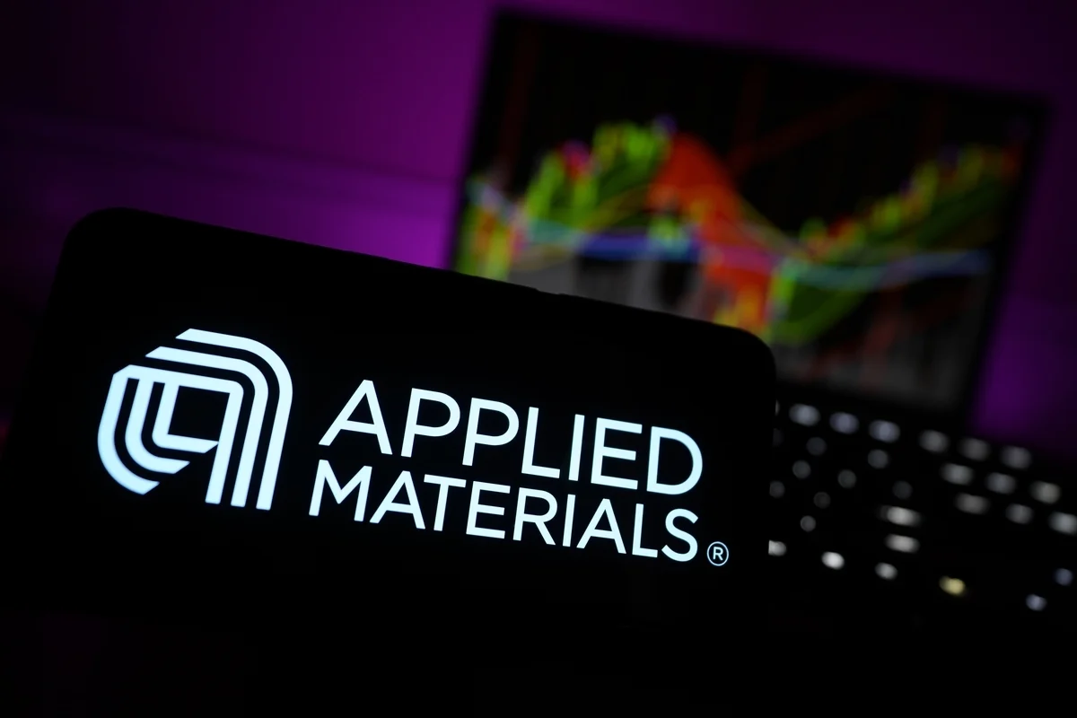 Applied Materials (AMAT) Stock: Analyst Upgrades Drive Rally to New 52-Week High