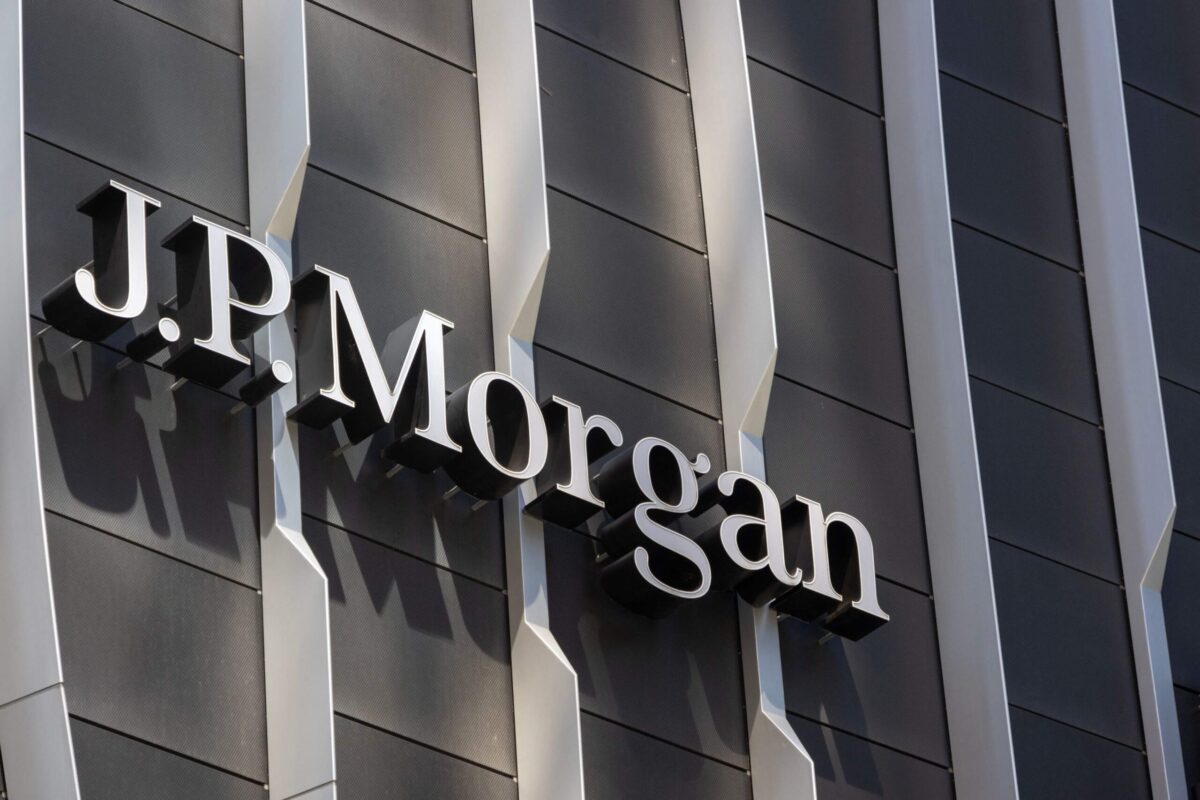 JPMorgan Forecasts S&P 500 Could Plunge 10% Amid Iran Conflict and Surging Oil Prices