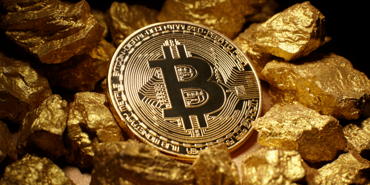Ray Dalio Owns Bitcoin But Remains Unconvinced It Can Challenge Gold’s Dominance