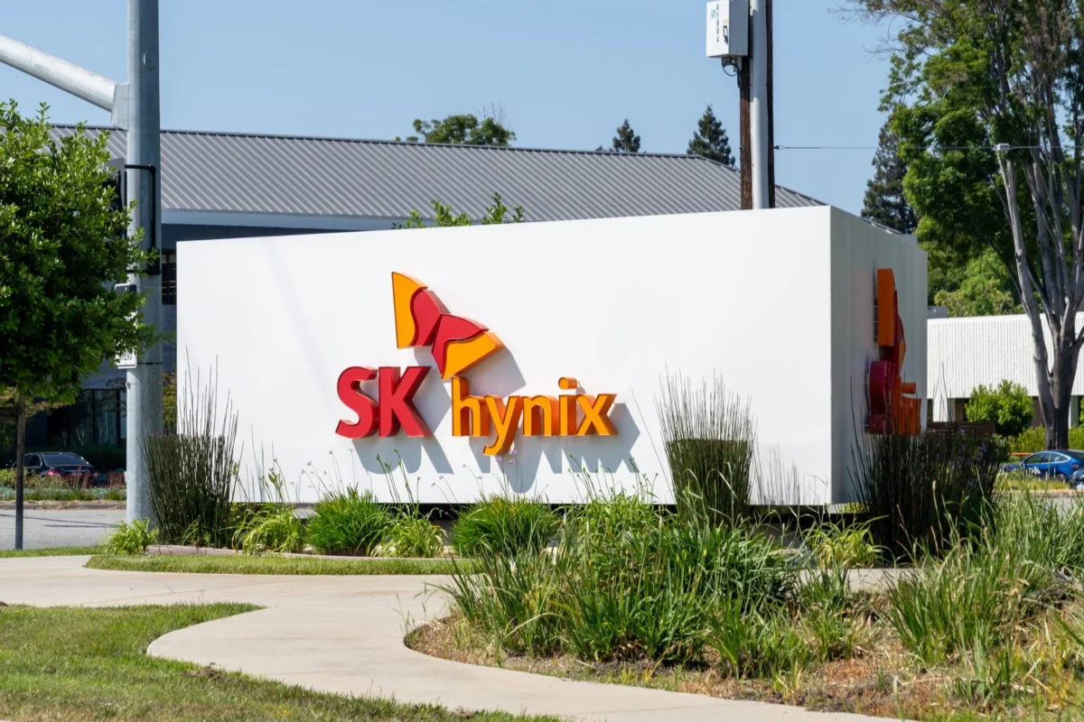 SK Hynix Stock Surges 5% Following Confidential SEC Filing for U.S. ADR Listing