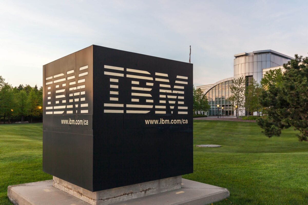 IBM (IBM) Stock Surges 4% Following $10B Quantum Computing Initiative Announcement