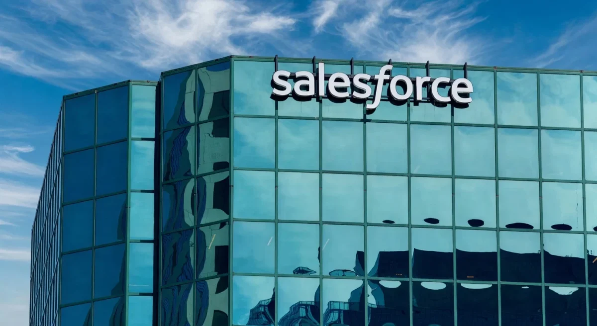 Salesforce (CRM) Stock Q1 Earnings Preview: AI Transition Takes Center Stage