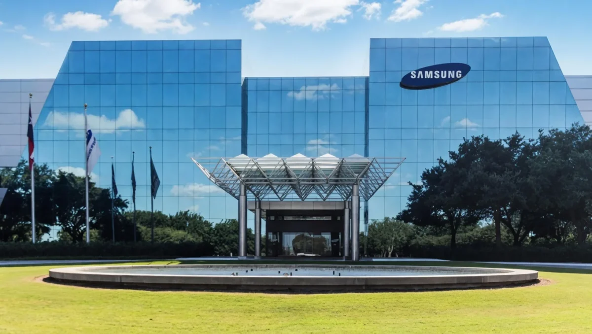 Samsung Stock Surges 5.8% on HBM4E Memory Chip Breakthrough