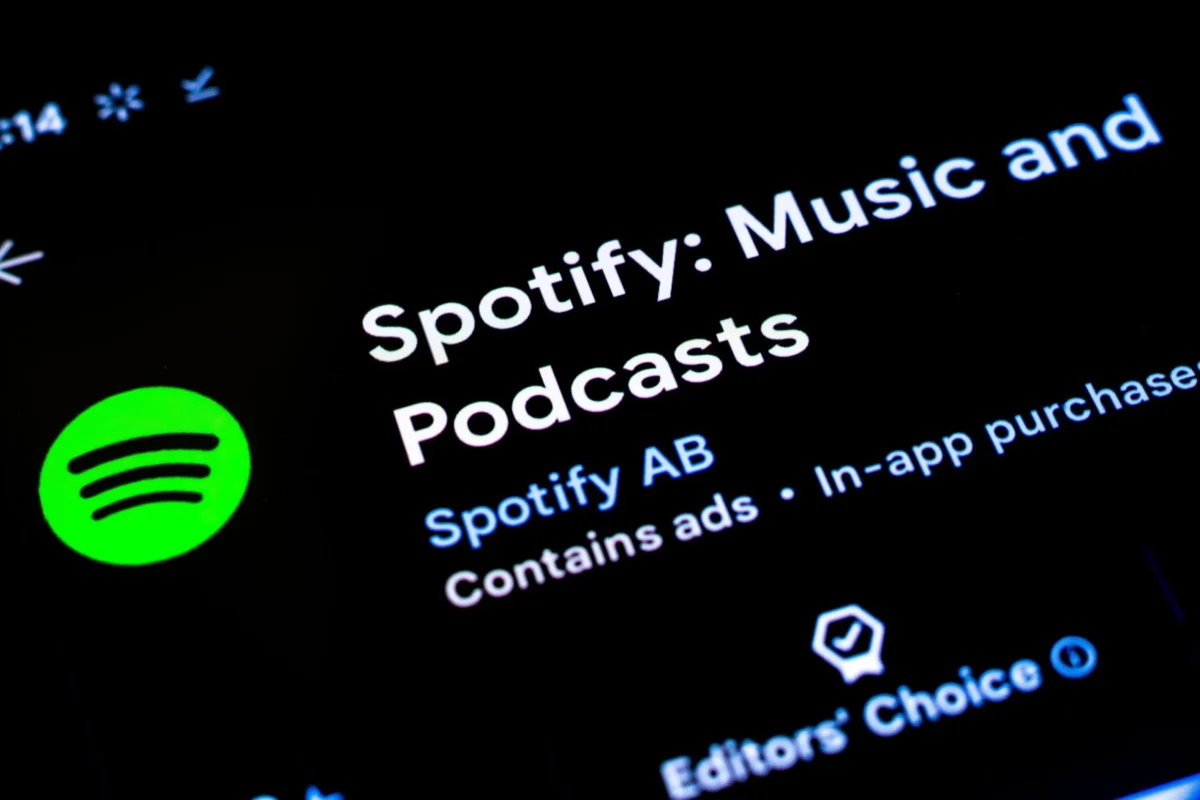 Spotify (SPOT) Stock Climbs 14% Following Universal Music AI Partnership