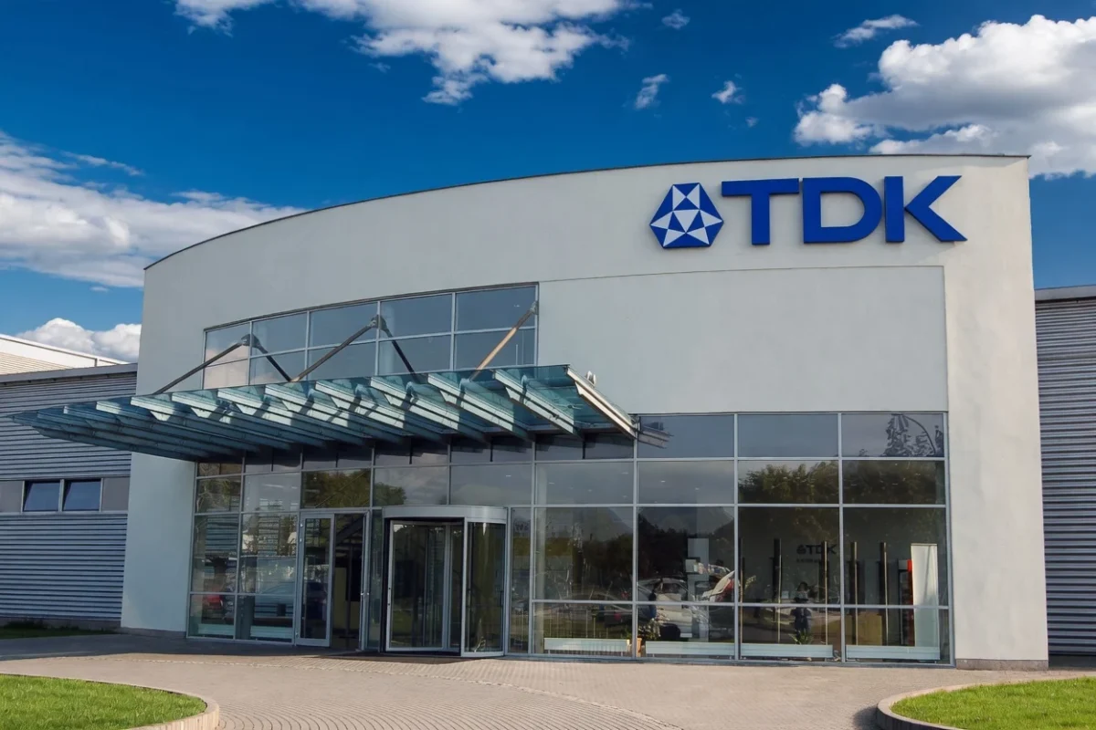 TDK (6762) Stock Surges 8% Following Morgan Stanley’s AI Component Endorsement