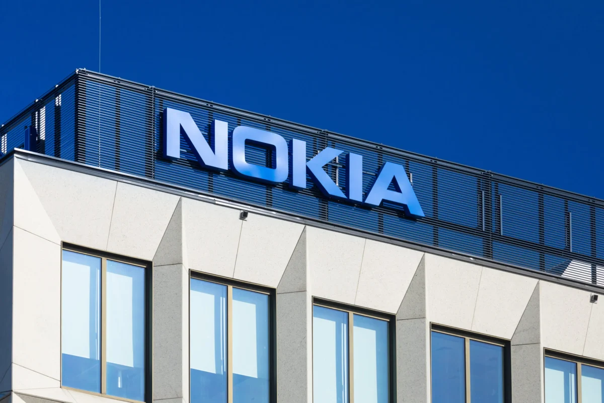Nokia (NOK) Stock Hits 52-Week Peak Following California AI Lab Debut and Multiple Upgrades