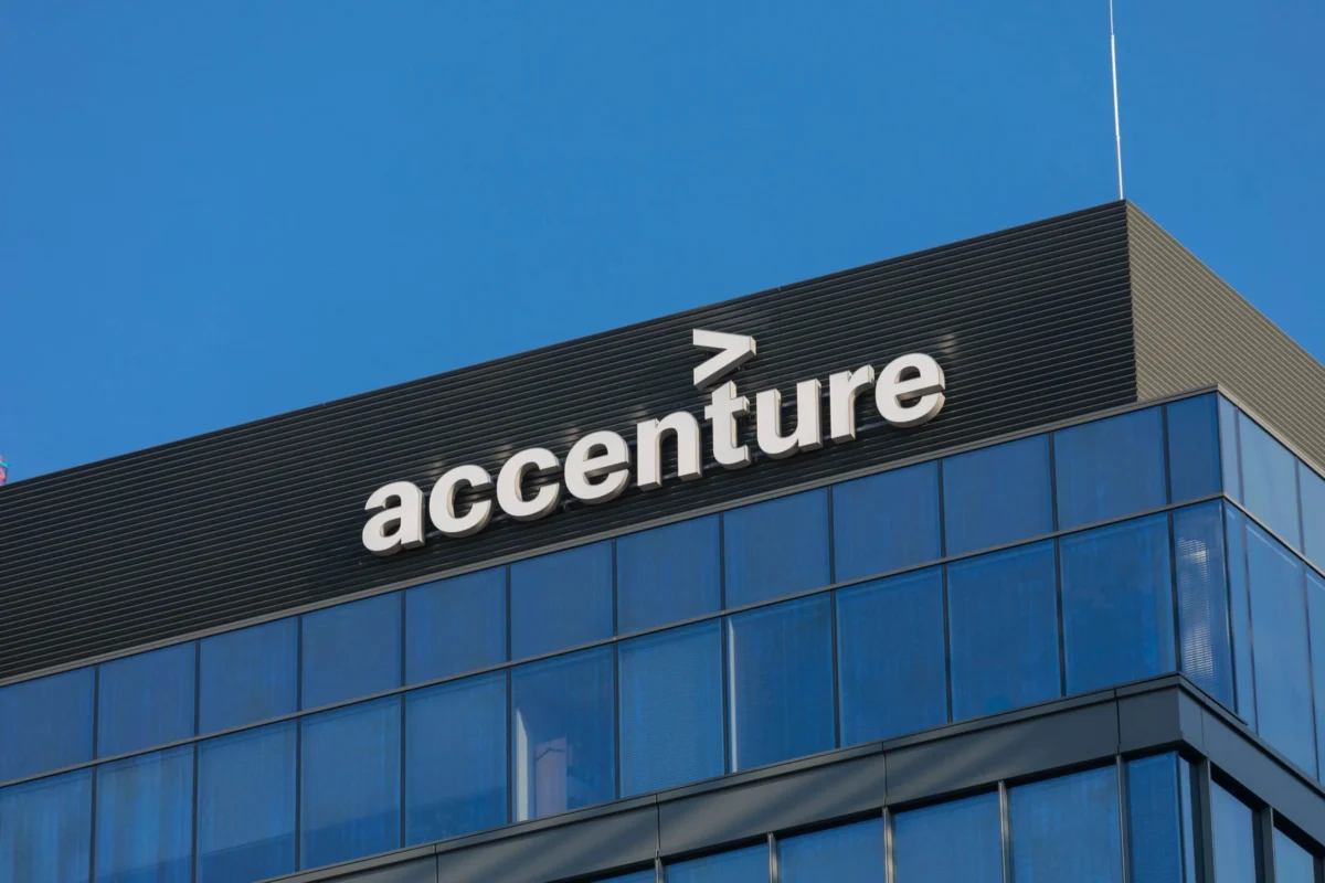 Accenture (ACN) Stock: Should You Buy After Analyst Downgrades and Target Cuts?