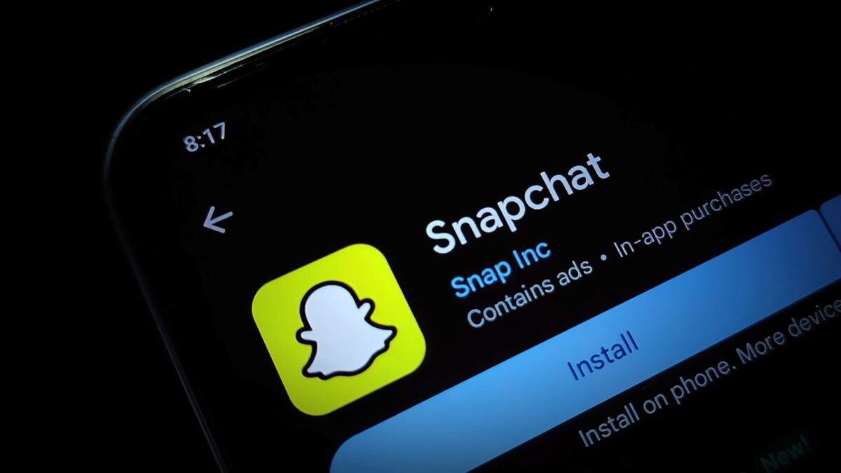 Snap (SNAP) Stock Climbs 3% Following $2,195 AR Glasses Launch
