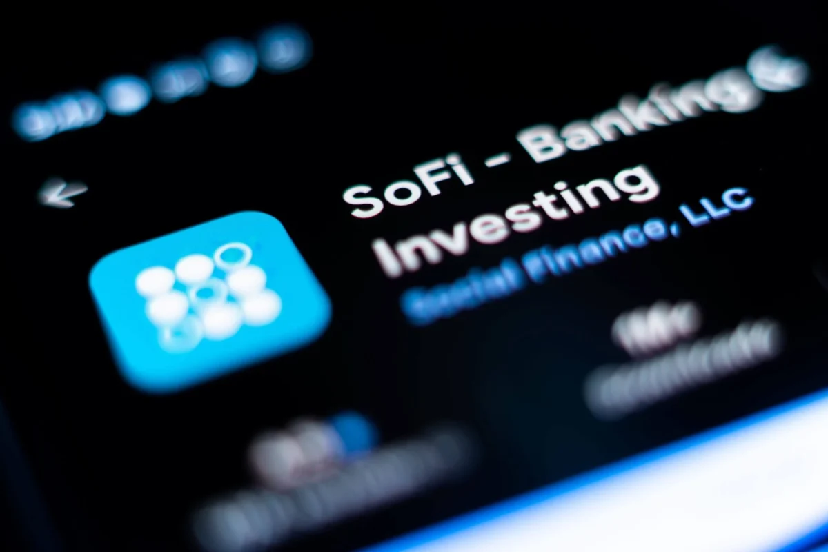 SoFi (SOFI) Stock: CEO Makes Fifth Purchase Despite 32% YTD Decline