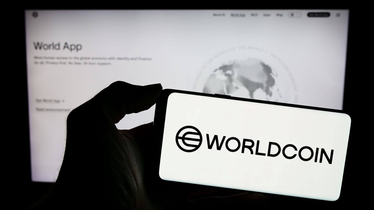 Worldcoin (WLD) Stock Plunges 28% After Arthur Hayes Exits Entire Position