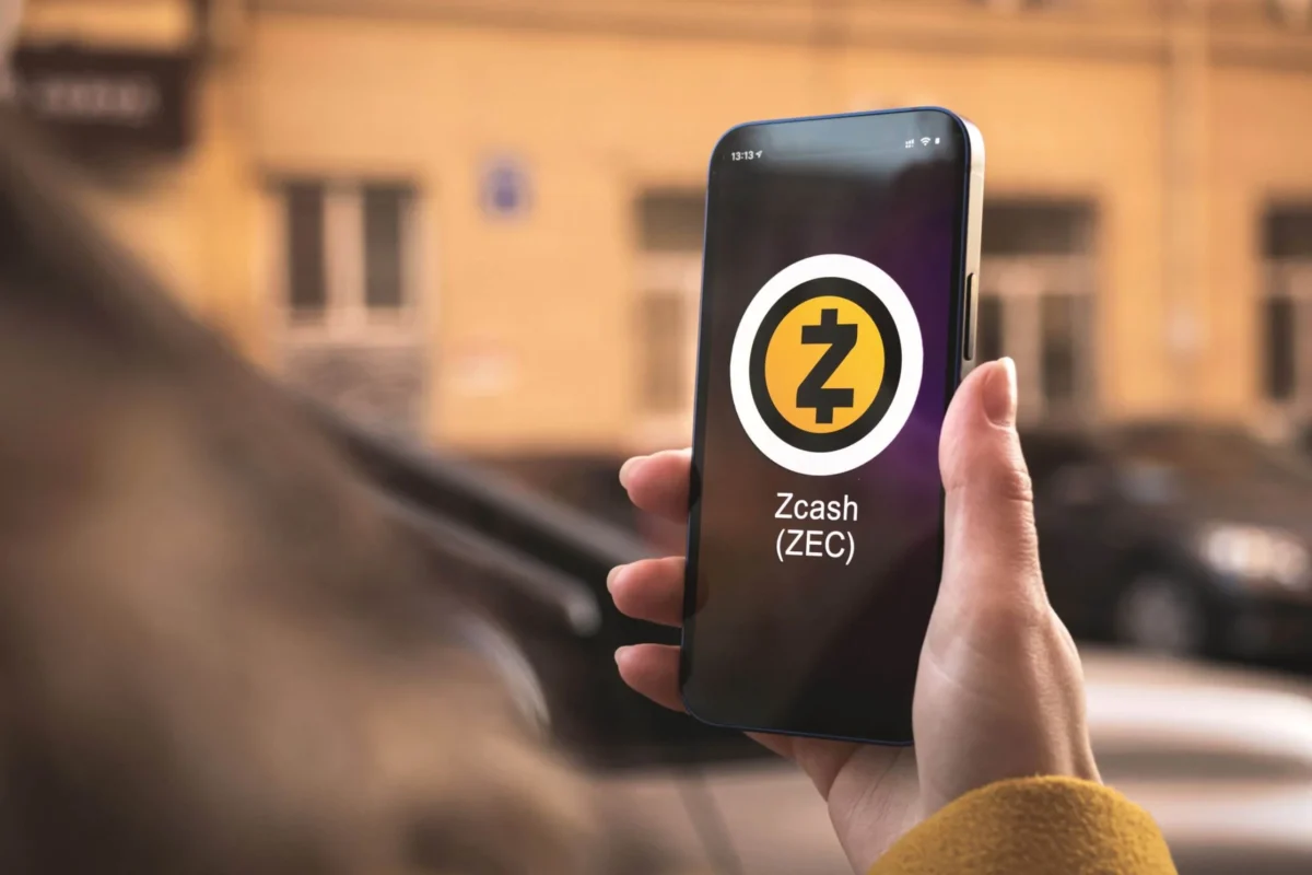 Zcash (ZEC) Stock Plunges 40% Following Discovery of Four-Year-Old Security Flaw