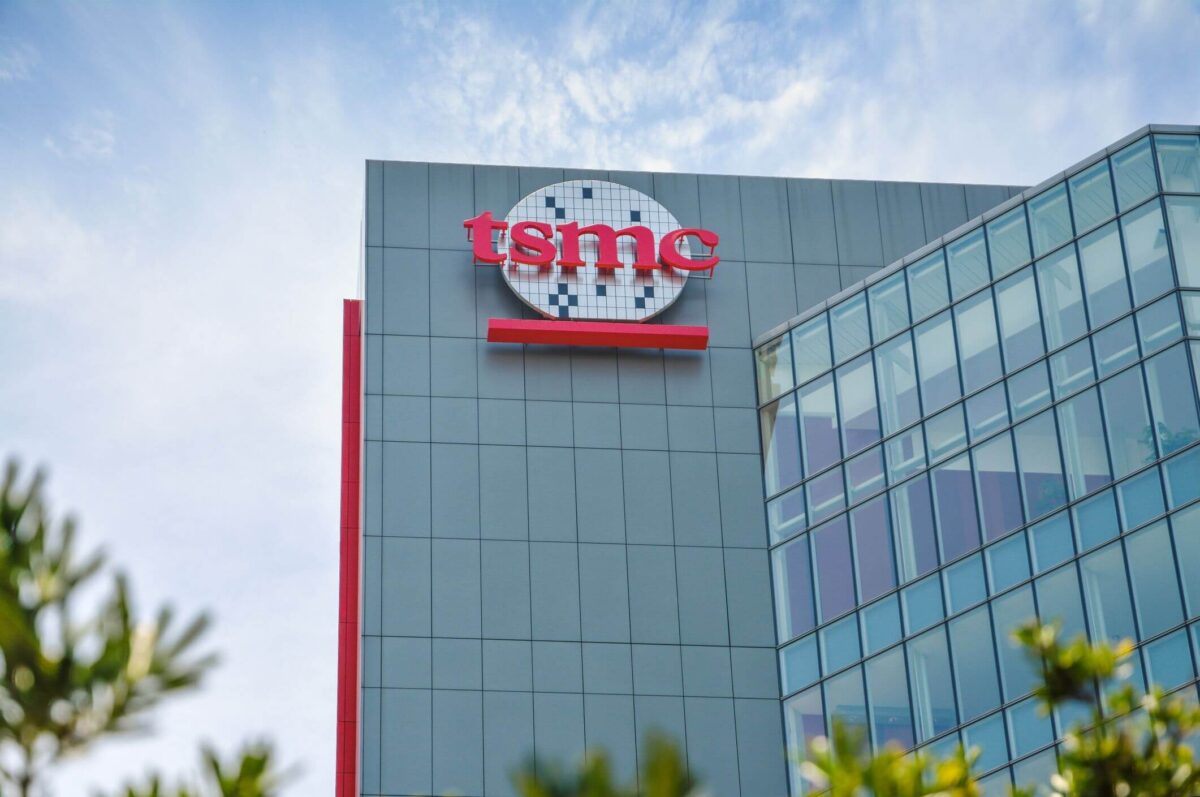 Taiwan Semiconductor (TSM) Stock Climbs on Massive 68% Revenue Jump in June
